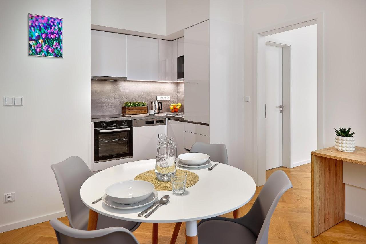 Downtown Rubesova Aparthotel Praag