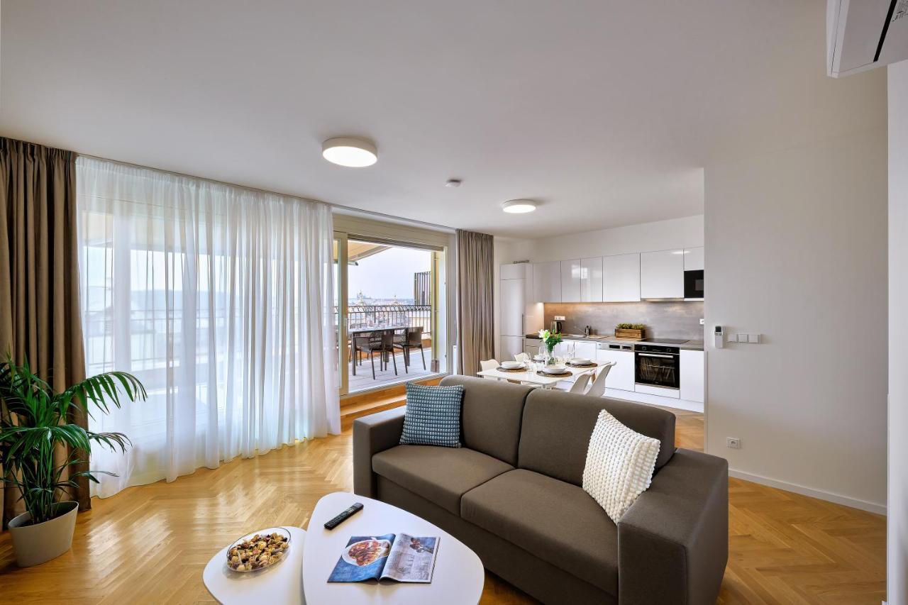 Downtown Rubesova Aparthotel Praha